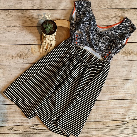 Hem & Thread |print & stripe summer dress SZ M - Picture 4 of 5